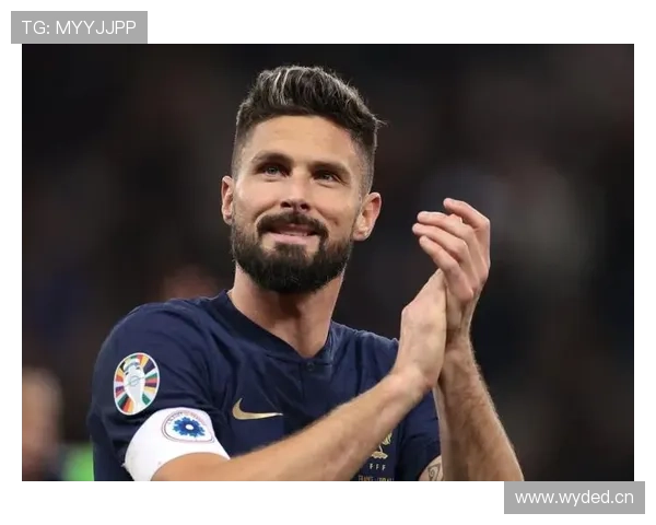 吉鲁39岁欧战创纪录替补登场